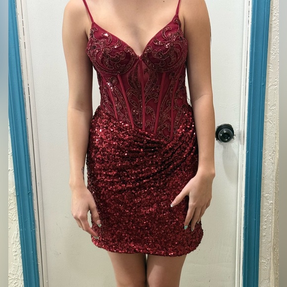 Stacees Dresses & Skirts - Elegant Burgundy Sequin Mini Dress